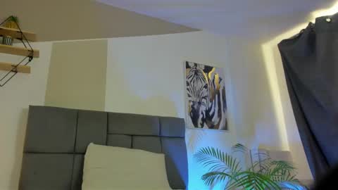 Snapshot of marianagoddes chatting on 01.07.25 Mariana online show from 01.07.25