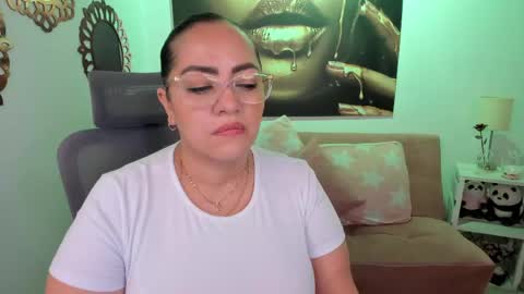 Mariana Lopez online show from 04.02.26