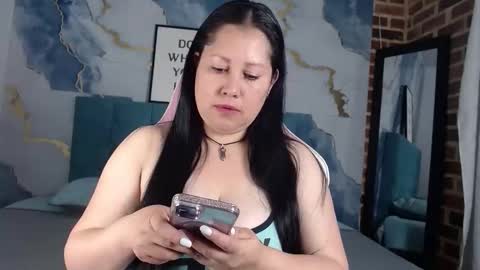 Snapshot of marianasmiith_ chatting on 09.10.25 marianasmiith_ online show from 09.10.25