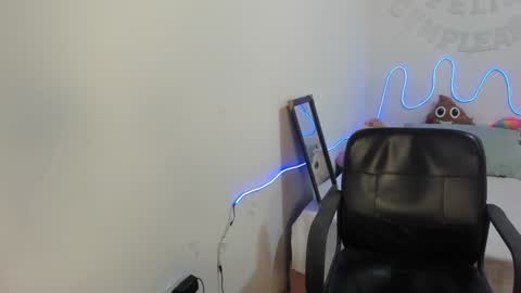 Mariangel online show from 12.22.24