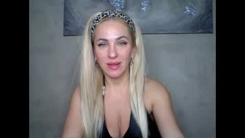 Snapshot of marianna1977 chatting on 03.12.25 marianna1977 online show from 03.12.25