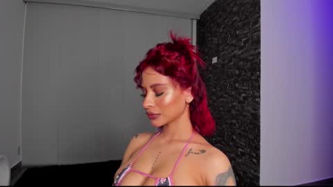 M A R I A N E online show from 02.19.25