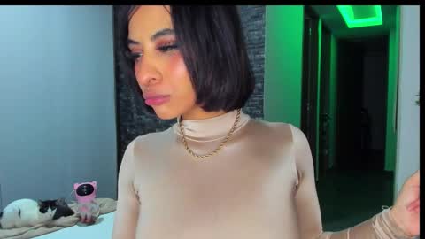 M A R I A N E online show from 03.16.26