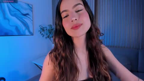 Marianne  online show from 10.05.25