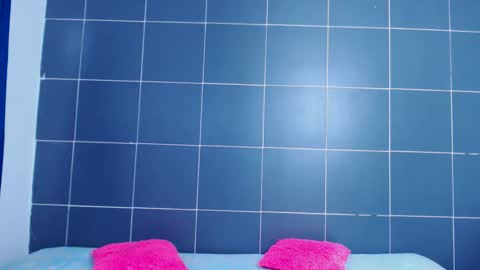 Snapshot of marianngell chatting on 01.06.26 Mariangel online show from 01.06.26