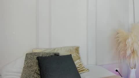 Maria Pettit online show from 02.19.26