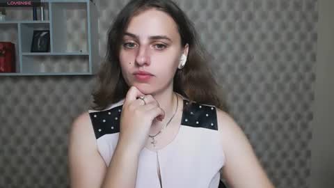 Snapshot of mariatess_ chatting on 07.25.26 Mariia online show from 07.25.26