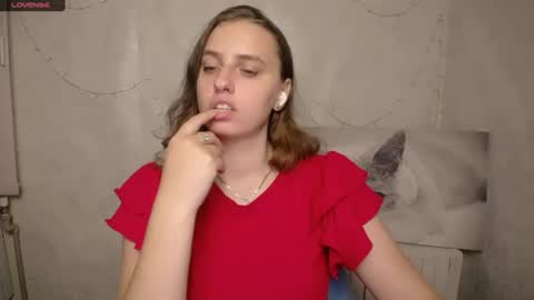 Snapshot of mariatess_ chatting on 07.28.26 Mariia online show from 07.28.26