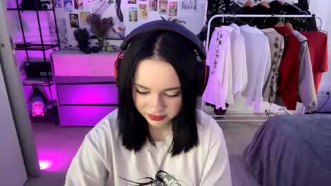 Emily online show from 10.16.25