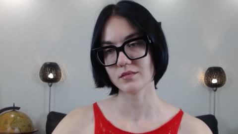 Marie Fitch online show from 11.11.25