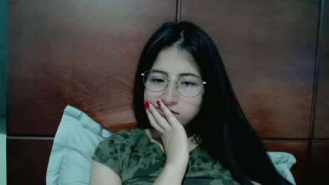 Snapshot of marie_pourtoi69 chatting on 12.17.24 700 pm Washington time online show from 12.17.24