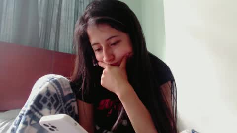 Snapshot of marie_pourtoi69 chatting on 12.21.24 700 pm Washington time online show from 12.21.24