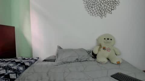 Snapshot of marie_pourtoi69 chatting on 01.13.25 700 pm Washington time online show from 01.13.25