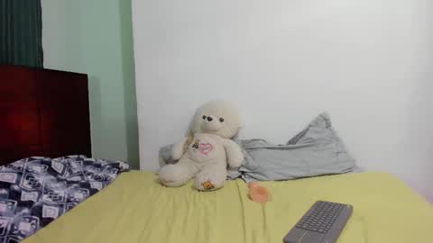 Snapshot of marie_pourtoi69 chatting on 03.05.25 700 pm Washington time online show from 03.05.25