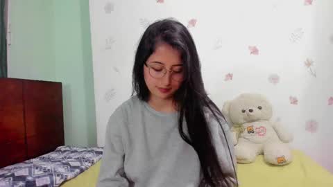 Snapshot of marie_pourtoi69 chatting on 03.07.25 700 pm Washington time online show from 03.07.25