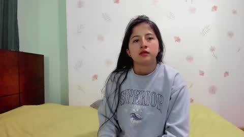 Snapshot of marie_pourtoi69 chatting on 03.10.25 700 pm Washington time online show from 03.10.25