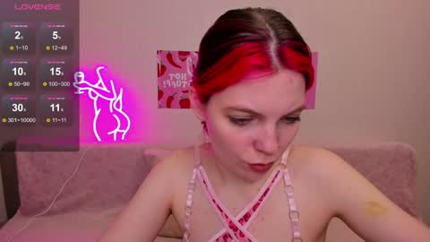 Snapshot of marie_reyess chatting on 05.06.26 Marie 3 online show from 05.06.26