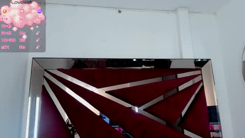 Snapshot of marieetaylor chatting on 02.09.26 Mariee online show from 02.09.26