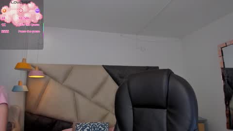 Snapshot of marieetaylor chatting on 02.26.26 Mariee online show from 02.26.26