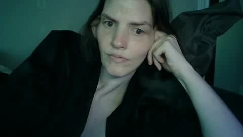 Mariejojo online show from 12.20.25