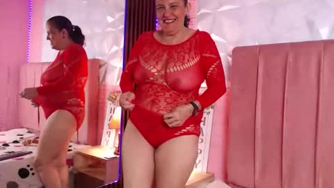 Snapshot of marielahorny303av chatting on 11.01.25 marielahorny303av online show from 11.01.25