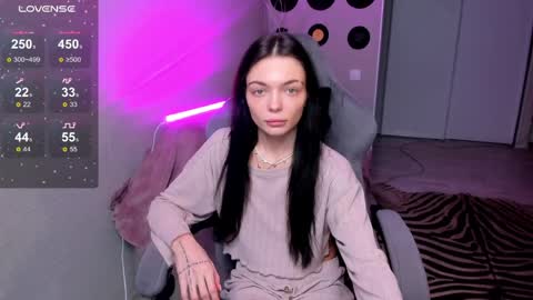 Snapshot of mariella__adams chatting on 03.29.26 Maria online show from 03.29.26