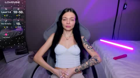 Snapshot of mariella__adams chatting on 03.31.26 Maria online show from 03.31.26