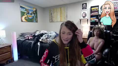 Snapshot of mariewaters chatting on 02.01.25 Marie Ann Waters online show from 02.01.25