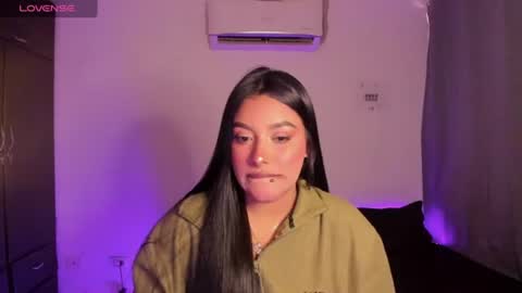 Snapshot of mariiana_hasper chatting on 06.18.26 Mariana Hasper online show from 06.18.26