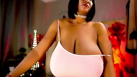 Nikita - Scroll down and read my bio please. New Pictures in Bio online show from 01.11.25