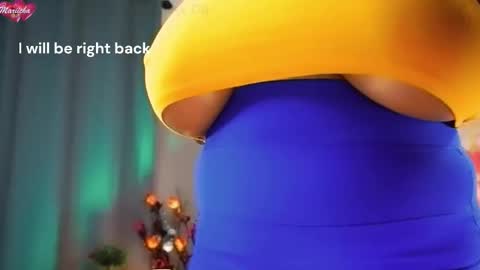 Nikita - Scroll down and read my bio please. New Pictures in Bio online show from 10.07.25