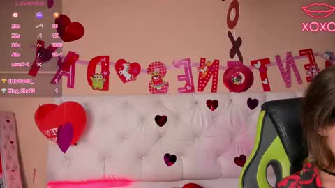 Snapshot of mariie_tayy chatting on 02.14.25 mariie_tayy online show from 02.14.25