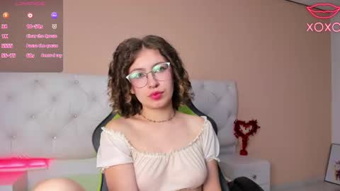 Snapshot of mariie_tayy chatting on 03.05.25 mariie_tayy online show from 03.05.25