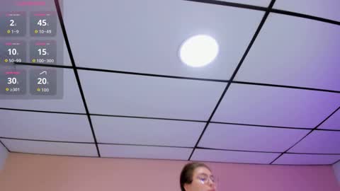 Snapshot of mariie_tayy chatting on 10.19.25 mariie_tayy online show from 10.19.25