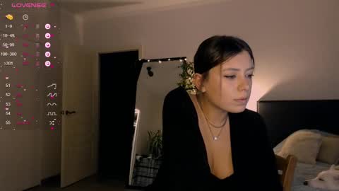 Mari online show from 12.17.24