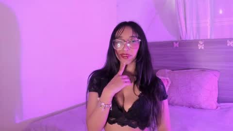 Snapshot of marijaneh chatting on 02.07.26 Luna Dulk online show from 02.07.26