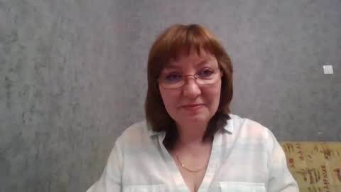 Snapshot of marinamrs chatting on 09.18.25 marinamrs online show from 09.18.25