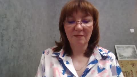 Snapshot of marinamrs chatting on 09.26.25 marinamrs online show from 09.26.25