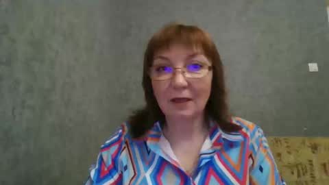 Snapshot of marinamrs chatting on 10.23.25 marinamrs online show from 10.23.25