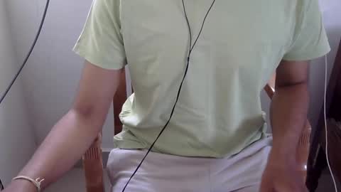 Snapshot of marinavine chatting on 04.23.26 The SHY UncutBoy online show from 04.23.26