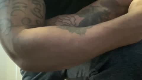 Snapshot of marineguyk19 chatting on 01.15.26 Z online show from 01.15.26