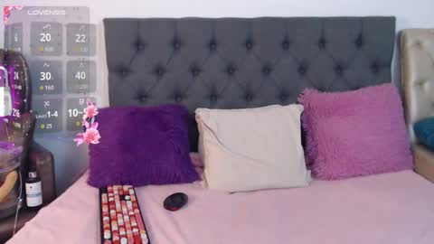 Paula Maria online show from 11.20.25