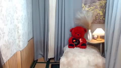 LEAH online show from 03.04.26