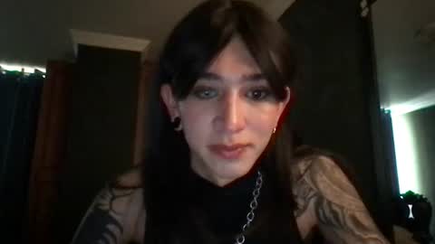 Snapshot of marishkah chatting on 07.22.26 Marishka online show from 07.22.26