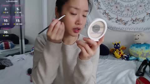 Snapshot of marissapeach chatting on 12.21.24 MarissaPeach online show from 12.21.24