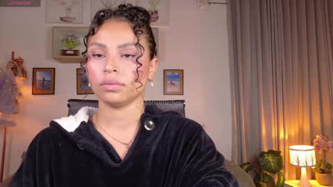 marivimichel_s online show from 04.17.26