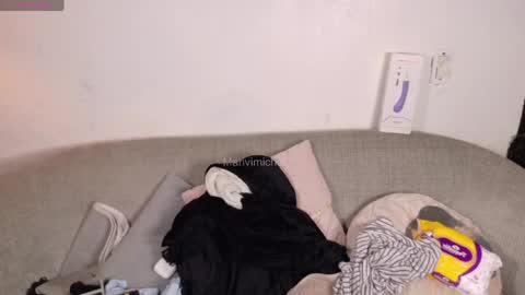 marivimichel_s online show from 04.24.26