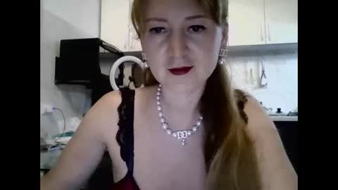 Snapshot of mariza_love359092 chatting on 02.24.26 mariza_love359092 online show from 02.24.26