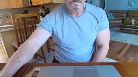 Mark online show from 03.06.25