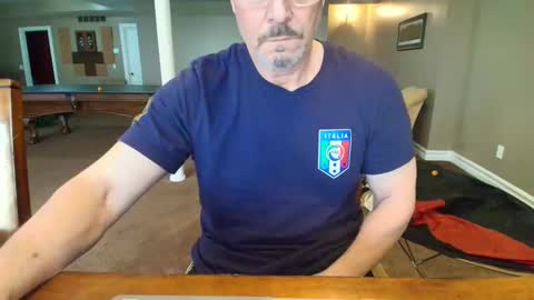 Mark online show from 03.11.25